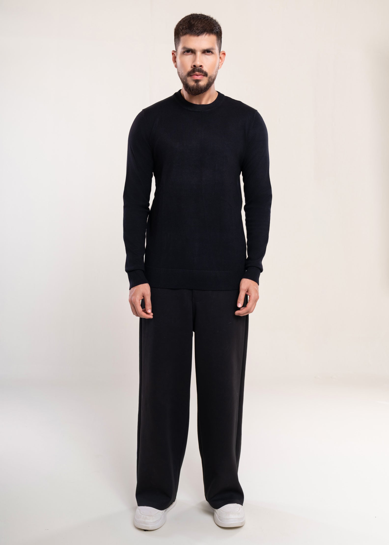 Men's Black Crew Neck Knit Sweater Secondary image