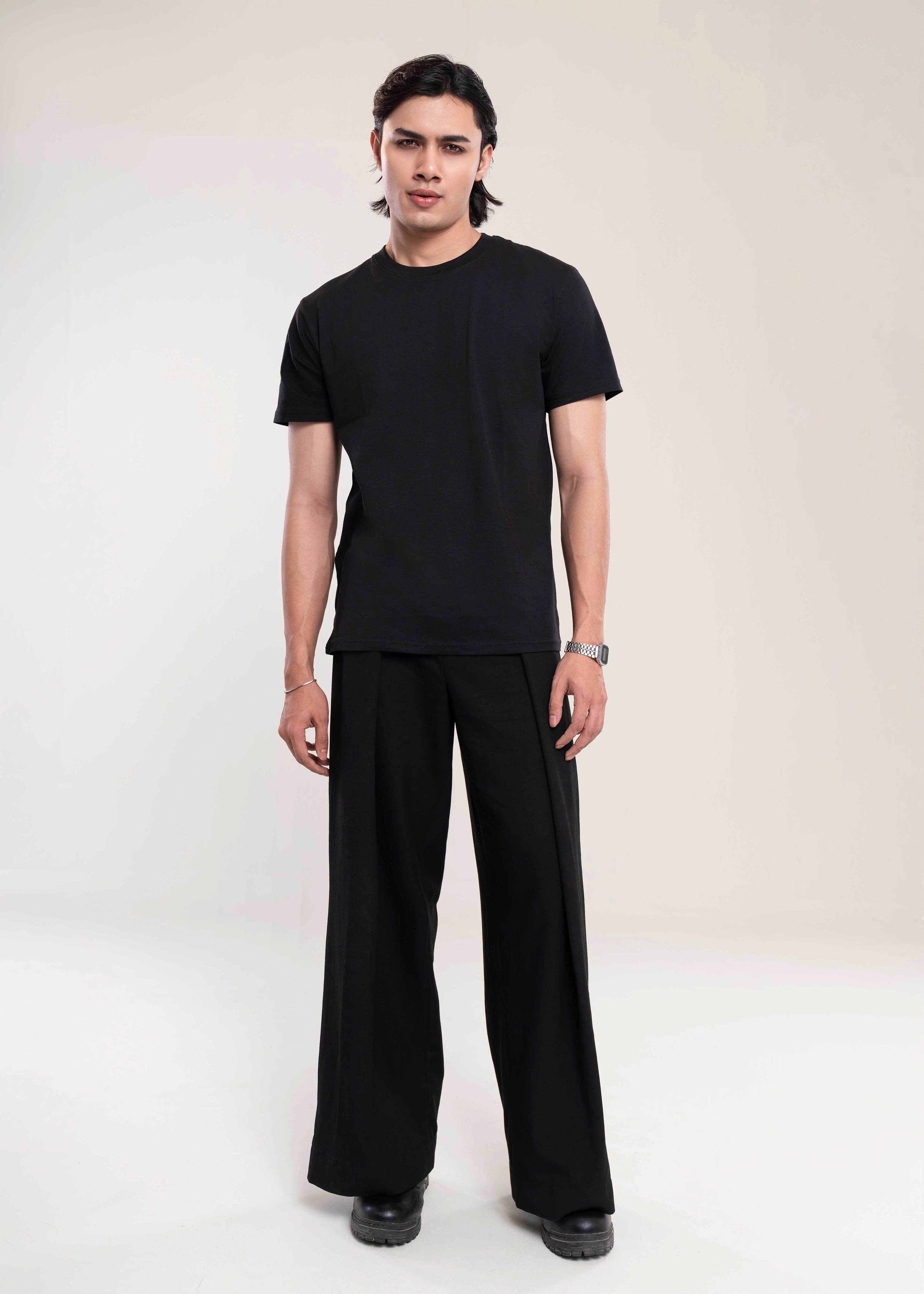Men's Black Muscle Fit Crew Neck T-Shirt Secondary image